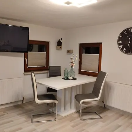 Haus Heimat & Πανσιόν 3*